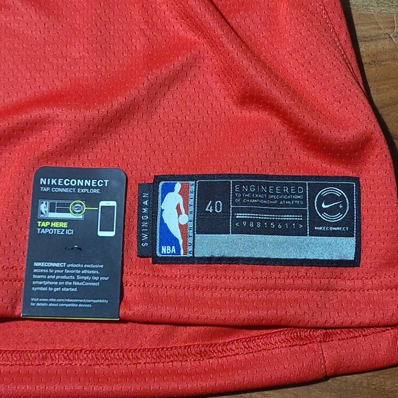 Toronto Raptors Jersey - Picture 4 of 4